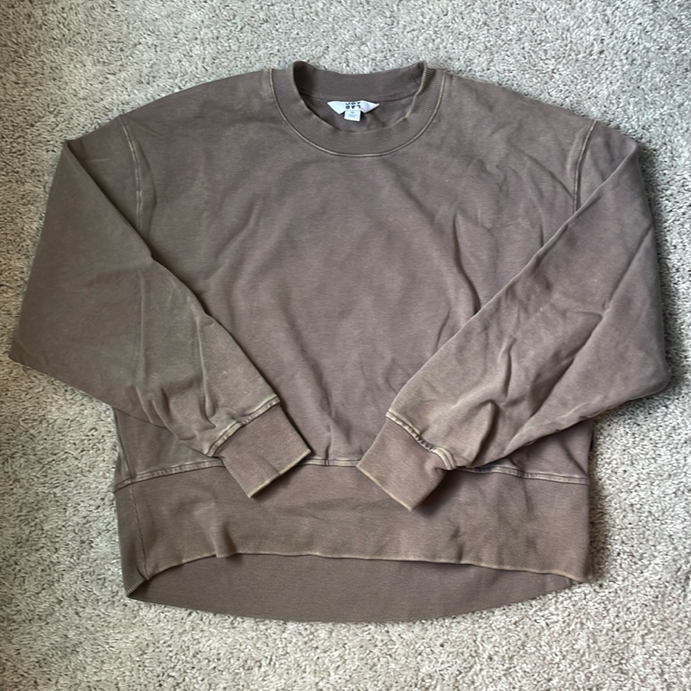 Cropped Crewneck